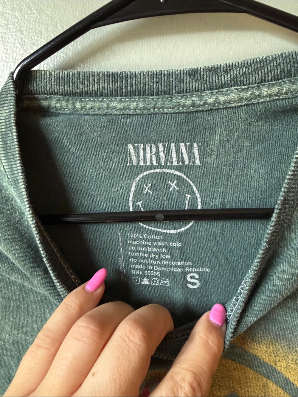 Nirvana Smiley Face Graphic Band T-Shirt Gray Acid Wash Women’s Small - Picture 4 of 5